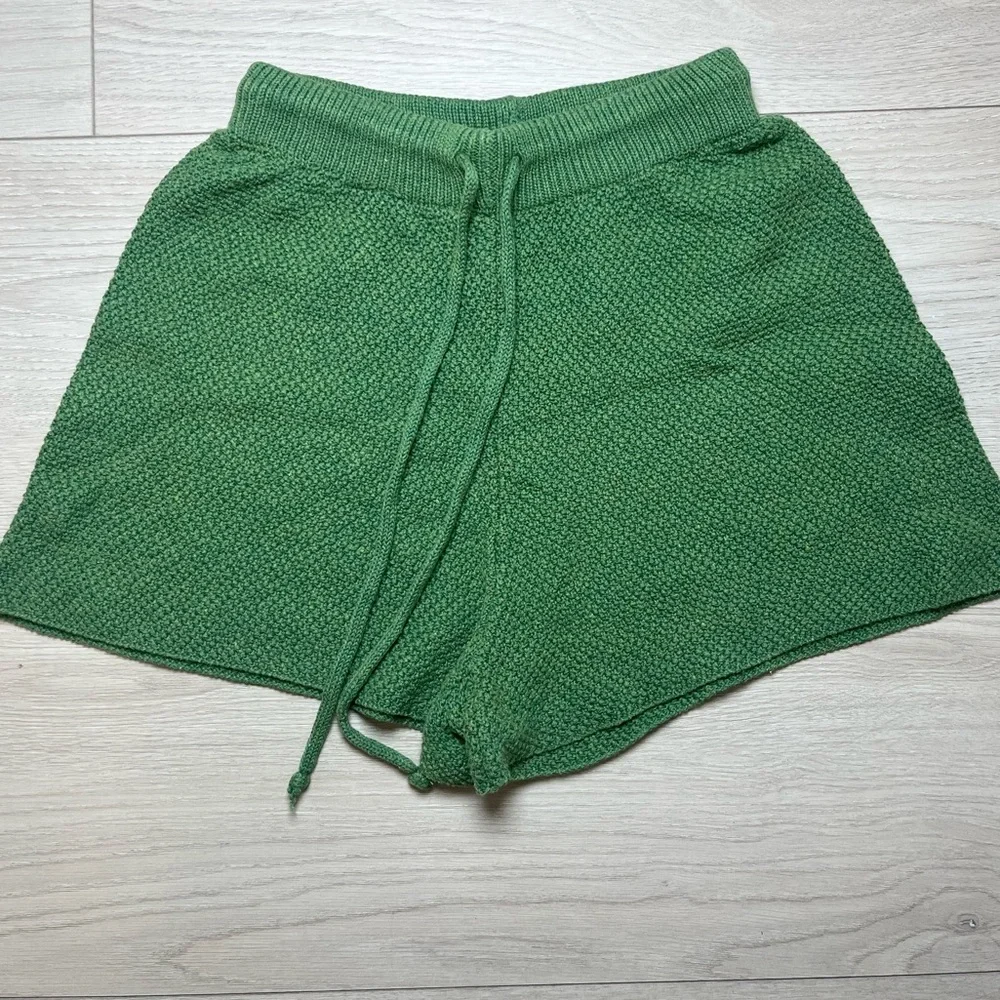 Lovers And Friends Green Textured Knit Shorts with Drawstring Waist Medium - Picture 2 of 7